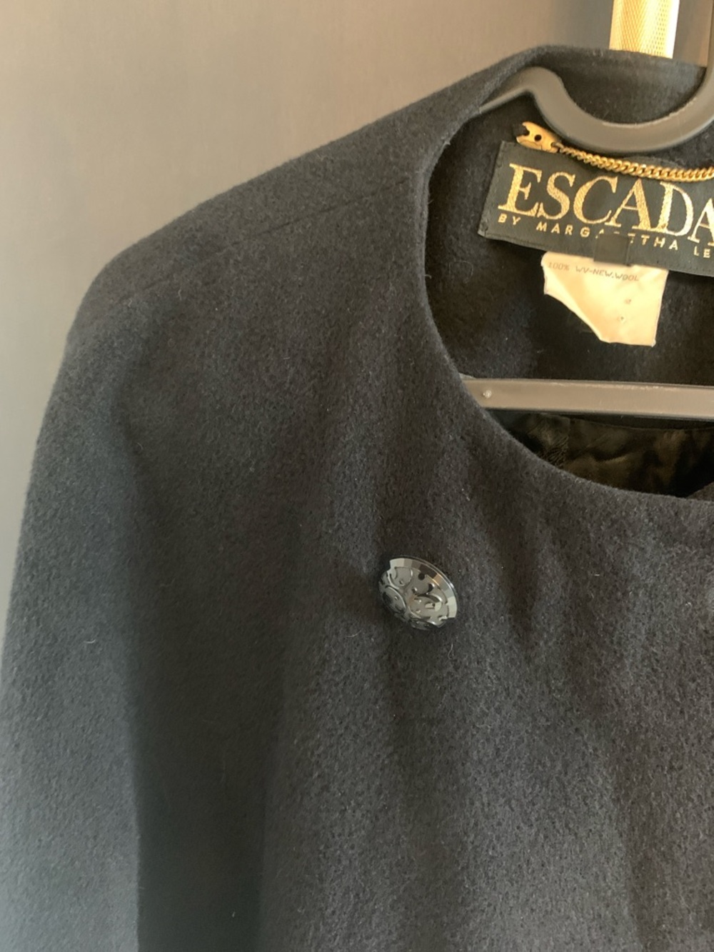 Vintage Escada 100% new wool coat oversized fit - Picture 6 of 14